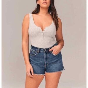 Abercrombie & Fitch Mid Rise Mom Denim Short